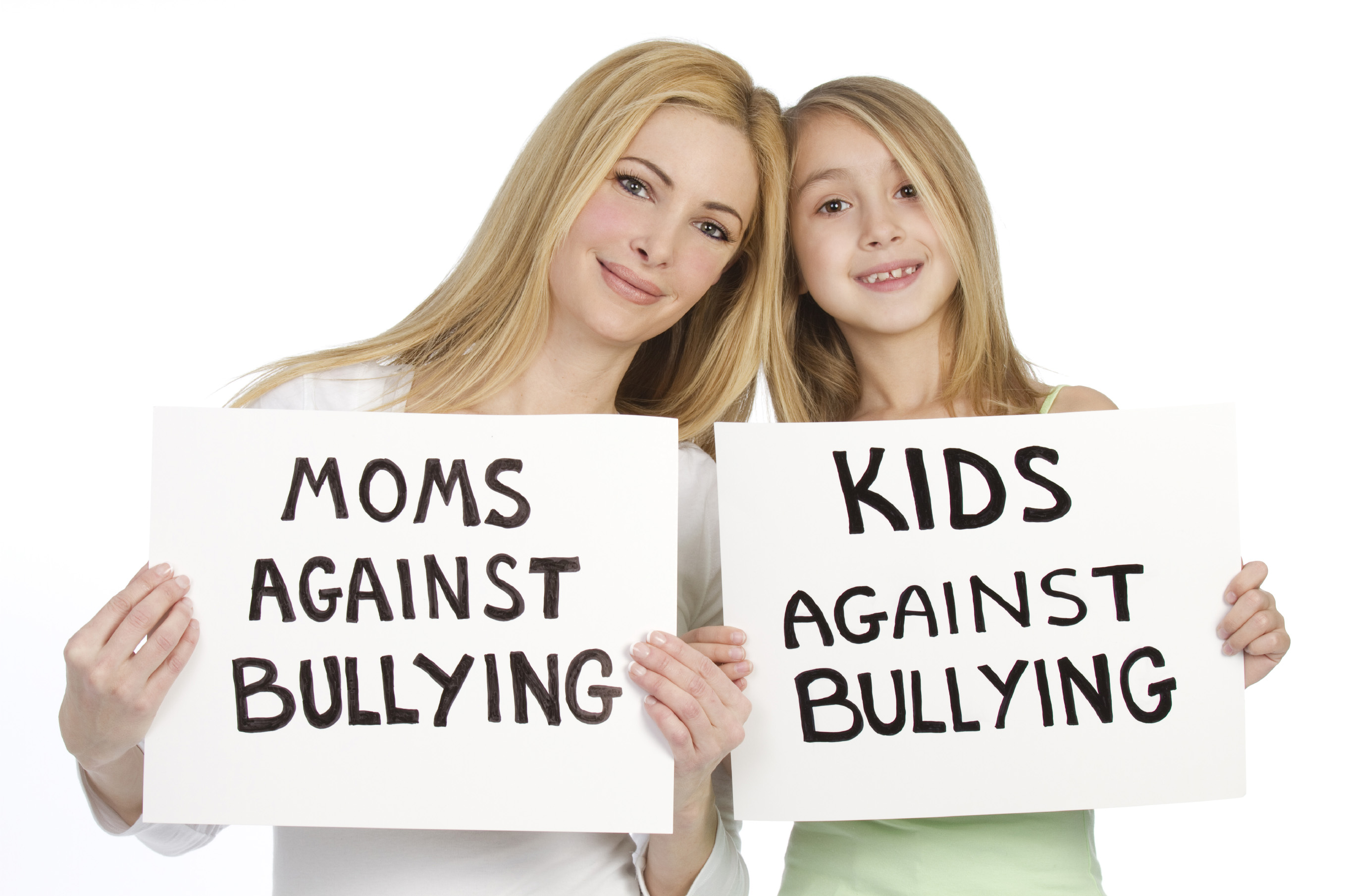 Bullying signs. Mom Bully. Mommy bullying. Mothers against Canada.